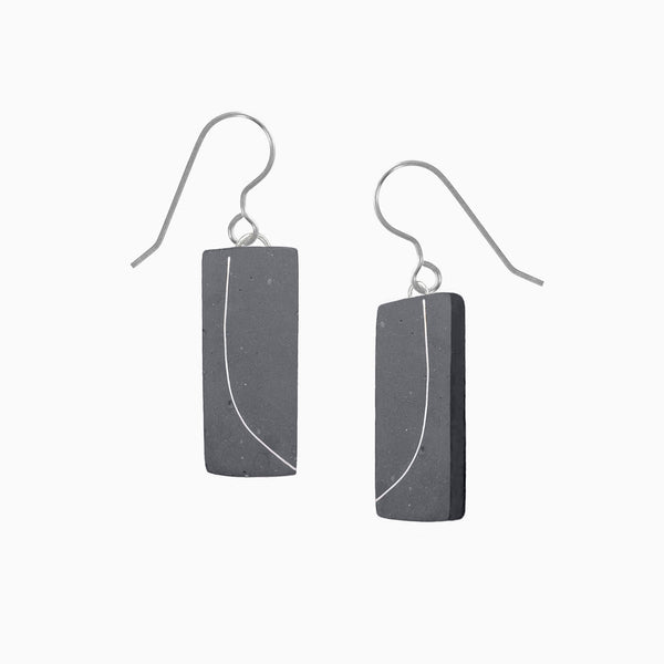 Lianca-Black-Concrete-Bar-Earring-Titanium-Ear-Wire