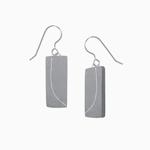 Lianca-Gray-Concrete-Bar-Earring-Titanium-Ear-Wire