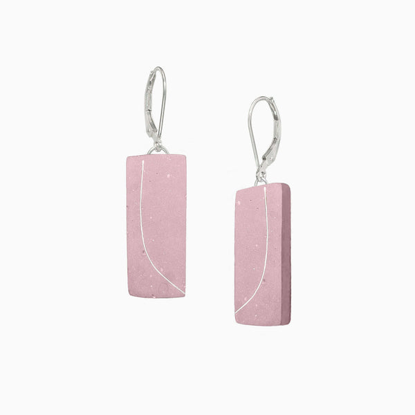 Concrete bar earrings in pink