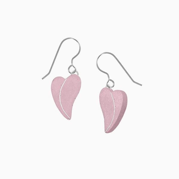 Concrete heart earrings in pink