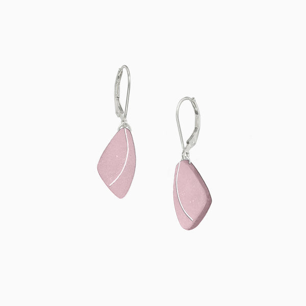 Concrete triangle earrings in pink